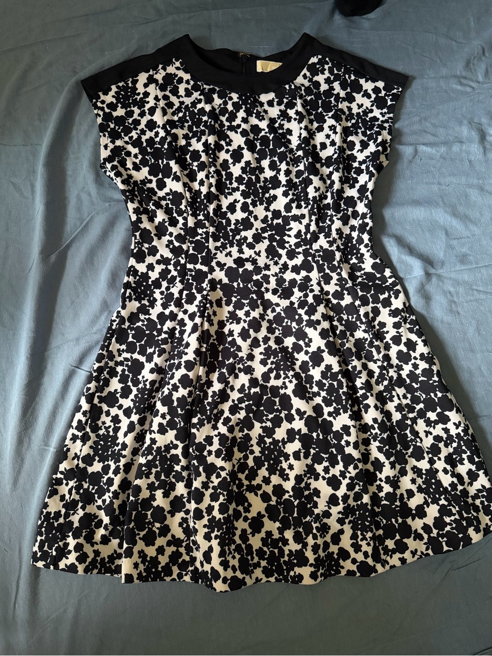 MICHAEL Michael Kors Black and White Floral-Print Mini Dress
